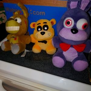 Five nights of Freddie's plush set
